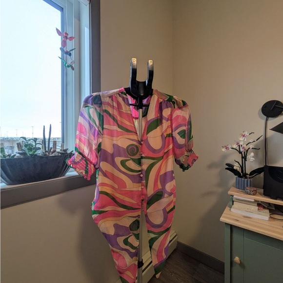 Colorful Abstract Tie-Front Blouse - Picture 6 of 9